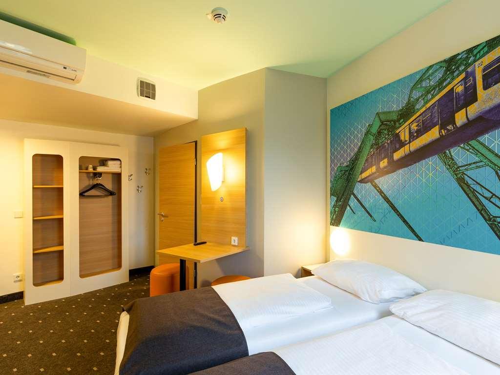 B&B Hotel Wuppertal City-Sud Habitación foto